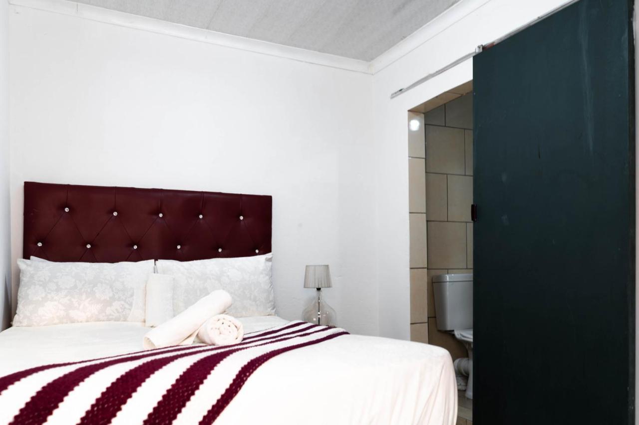 Albrine Lodge Bellville Exterior foto
